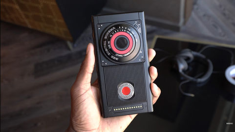 How does RED Hydrogen One Prototype actually Looks like in Real | Terrible RED Hydrogen One Prototyp