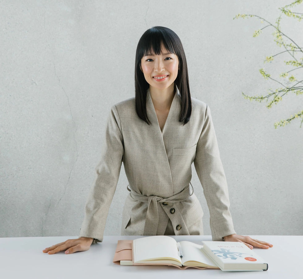 Marie_Kondo_Headshot_2_edited.jpg
