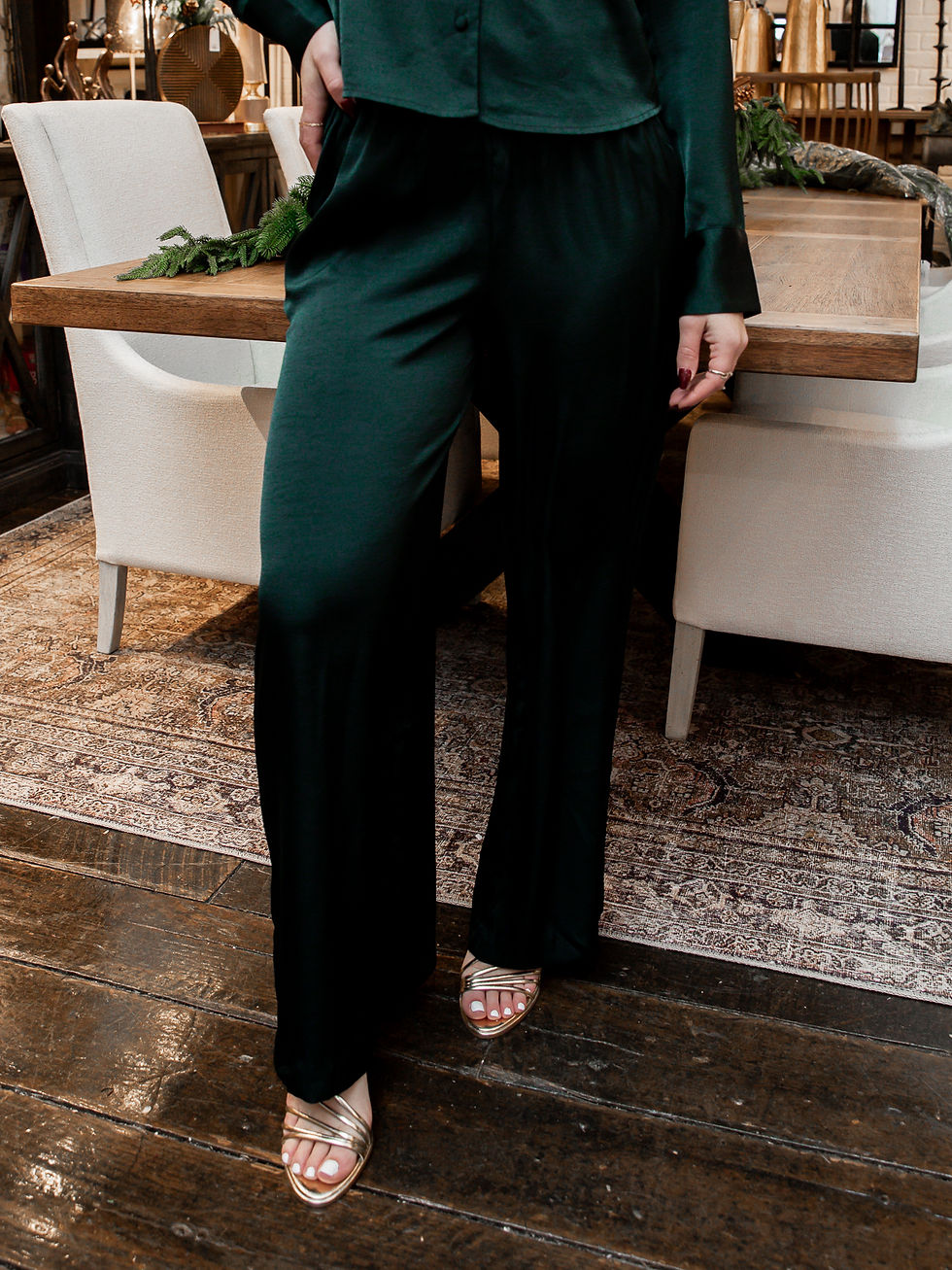 green pants detail view