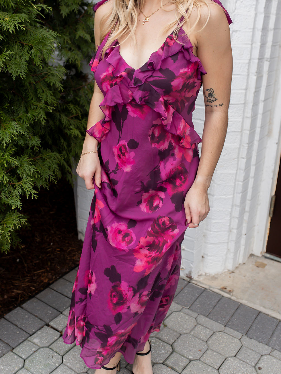 pink dress detail view