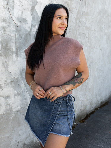 Tetra Top | Mocha Mousse | Hollie Ray | Kerisma