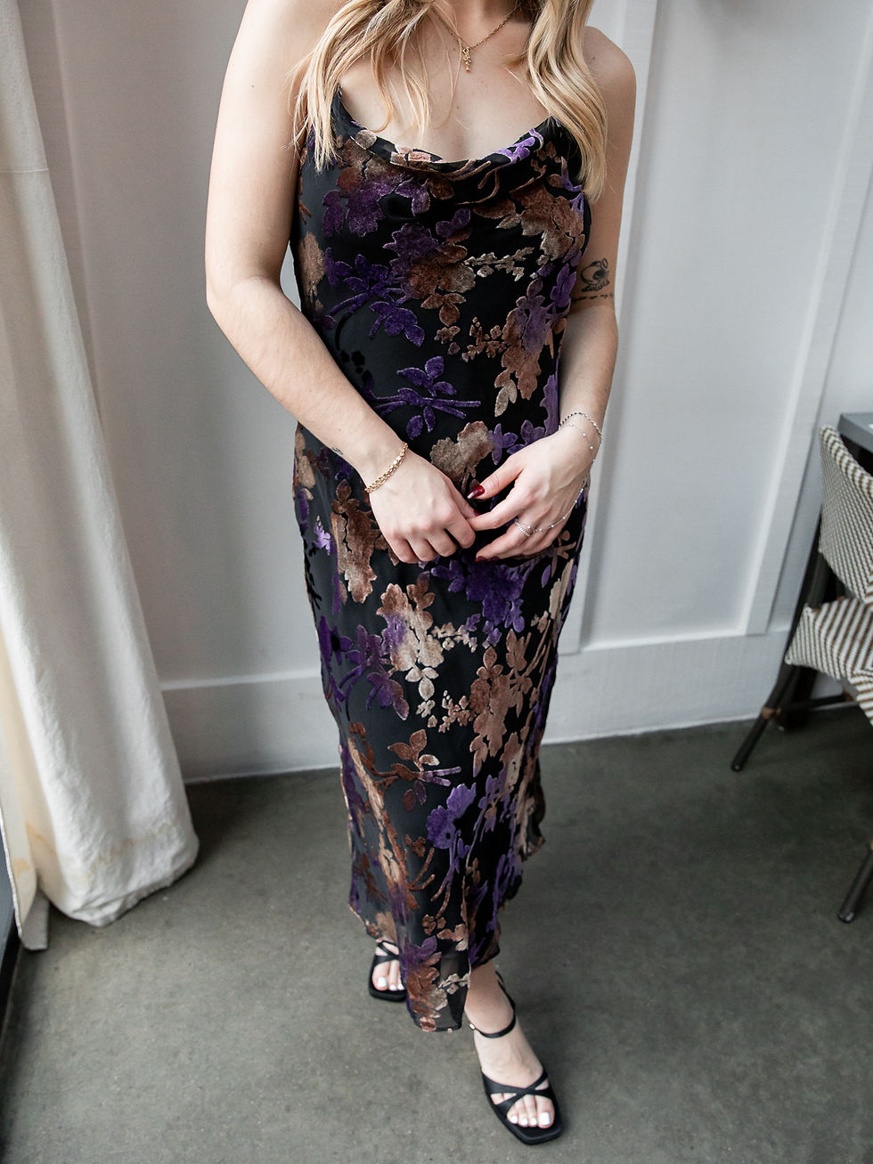 purple dress detail view