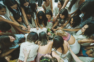 CEREMONIA MUJERES_edited_edited.jpg