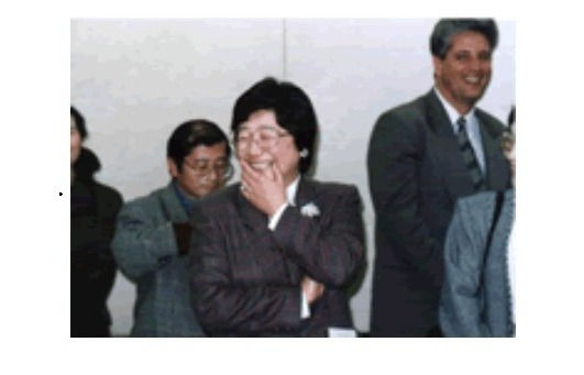 ジャーナリストが「開業ナース」と命名