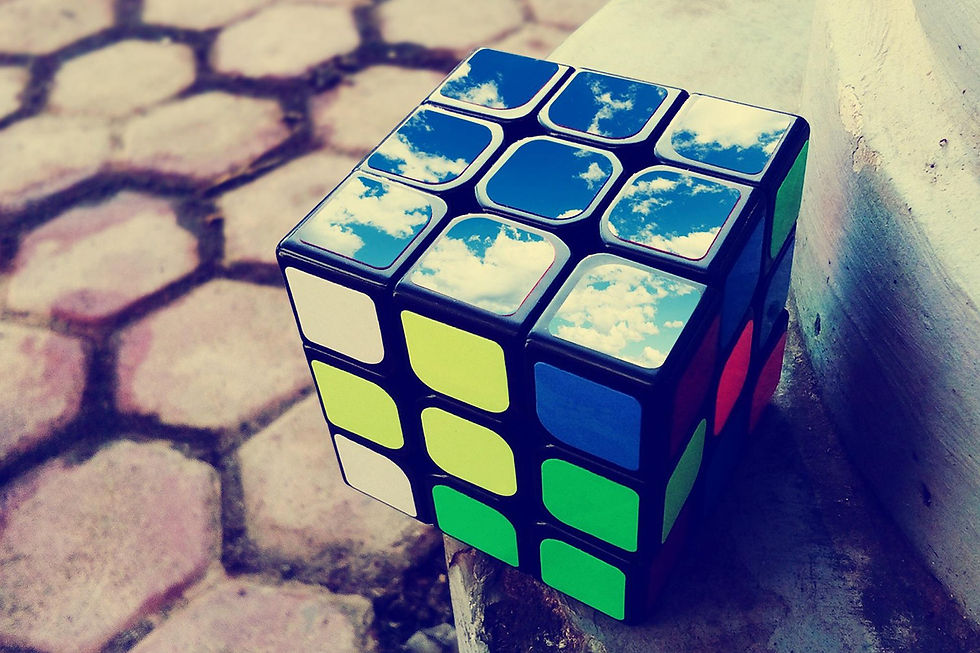 O que Escapa à Consciência: Inconsciente, Sintoma e Clínica Psicanalítica