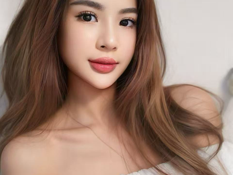 professional therapist Daphne from Vietnam