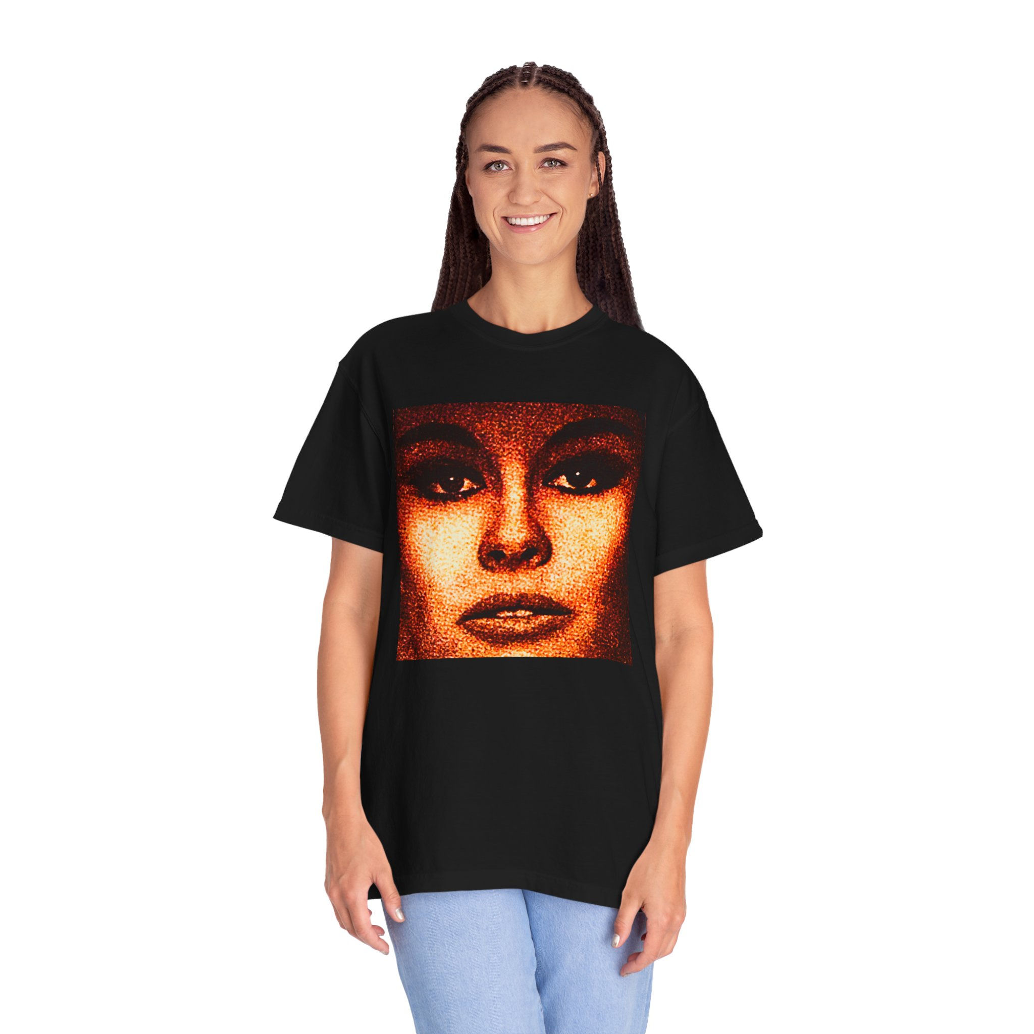 T‑Shirt — Vintage Halftone Face Graphic Tee