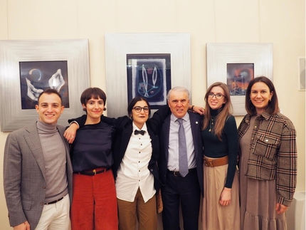 Around the Textiles World in 400 Days