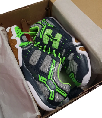Thumbnail: Li-Ning In-door Court Shoes for Pickleball and Badminton