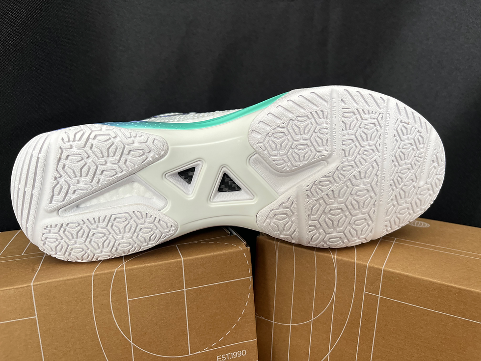 Thumbnail: Li-Ning Unisex Indoor Court Shoe