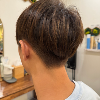 Men's Haircut with scissors