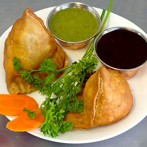 Veg Samosas (2 Pcs)