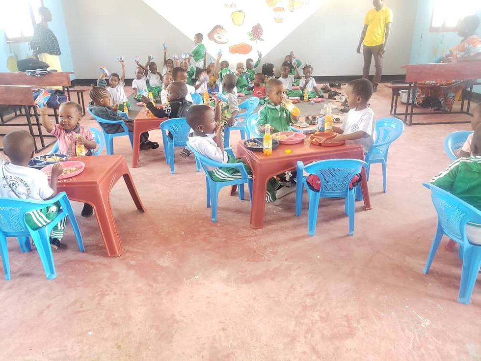 Kids learning and eating at wisdom pre and primary school