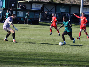 Phoenix 4-1 Hollands & Blair