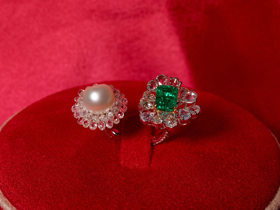 “Natural Pearl”, Colombian Emerald & Natural Diamonds Fancy Ring