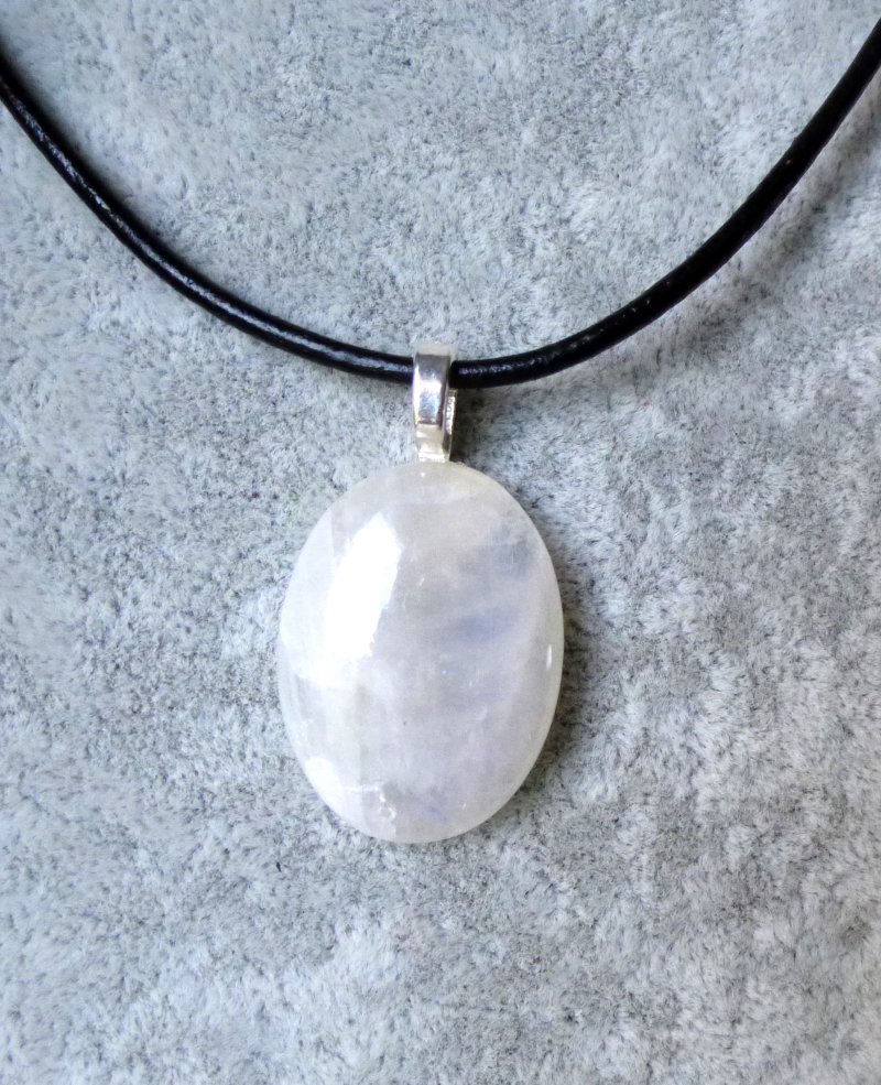 Pendentif Pierre de Lune P.1156