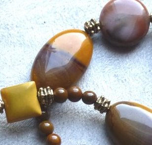 Miniature : Collier Jaspe Mokaïte C.1075