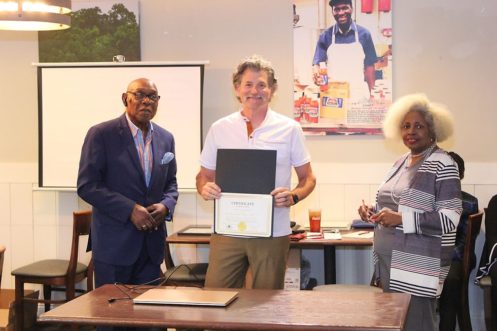 Peter Van Brussell & FUN Award.JPG