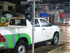 Atienden daño en semáforo de la colonia Santa Clara