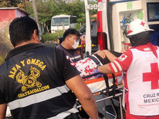 EDICIÓN 2437, UNA MUJER RESULTÓ LESIONADA EN ACCIDENTE AUTOMOVILÍSTICO..