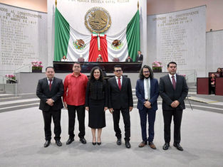 Aspectos de la sesión solemne de la LXVII Legislatura, en la que fue galardonada la maestra Gloria Sánchez Hernández con la medalla “Heberto Castillo Martínez” 2025,