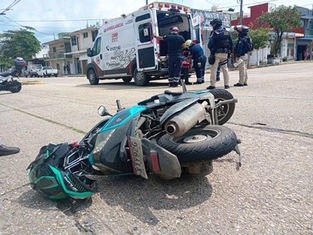 EDICIÓN 2442, AUTO FANTASMA DERRIBÓ A UN MOTOCICLISTA EN EL CENTRO