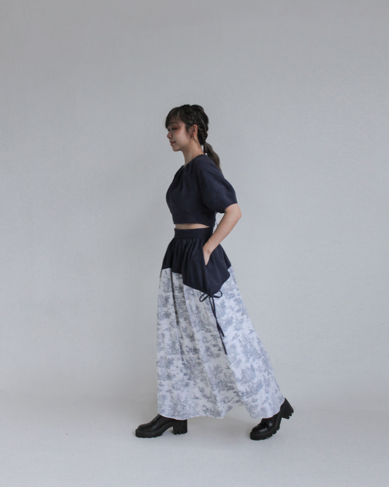 Canto 02 : La Joüy Skirt in French Navy