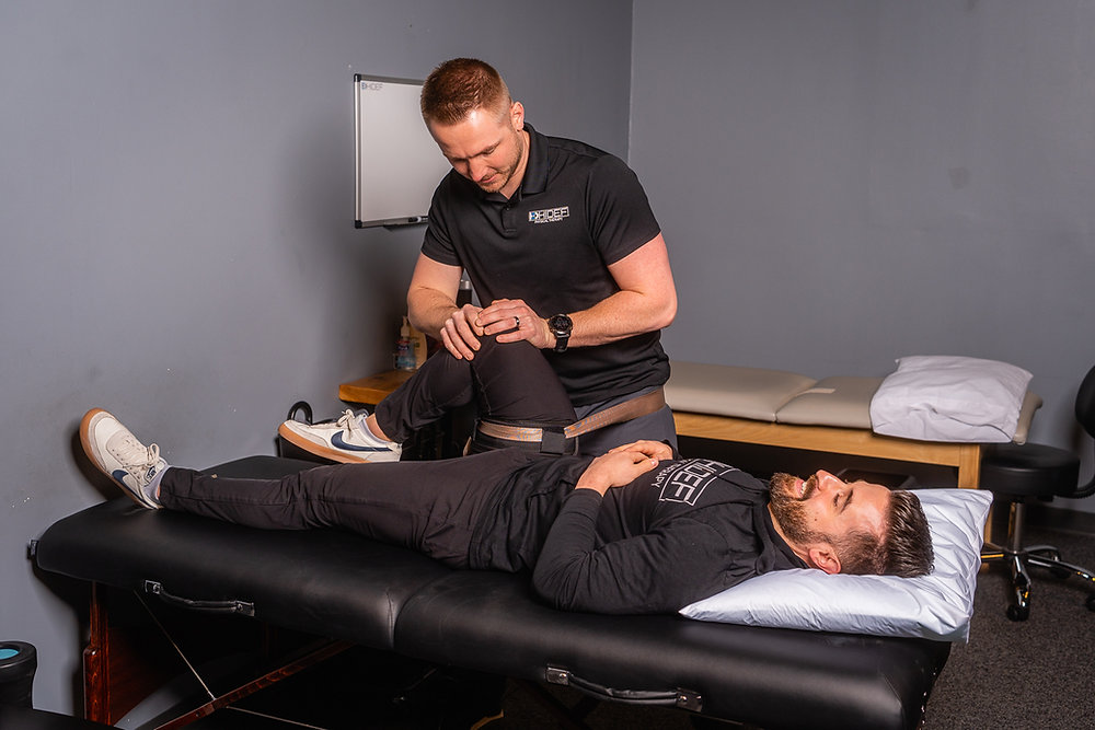 Physical Therapy vs. Chiropractic Which One is Right for You?