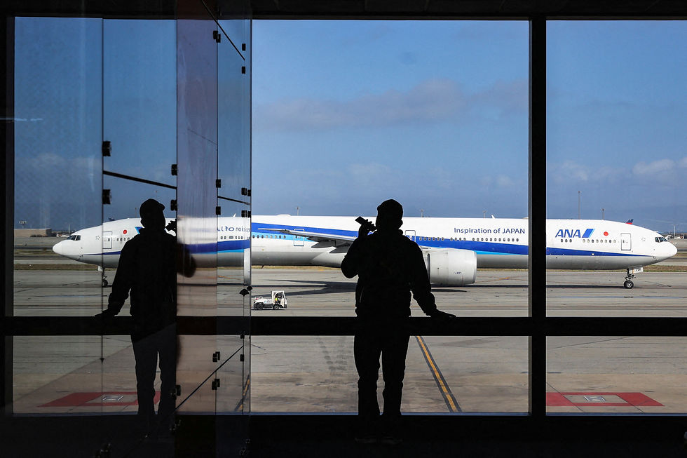 FAA restricts some San Francisco airport landings, warns of delays