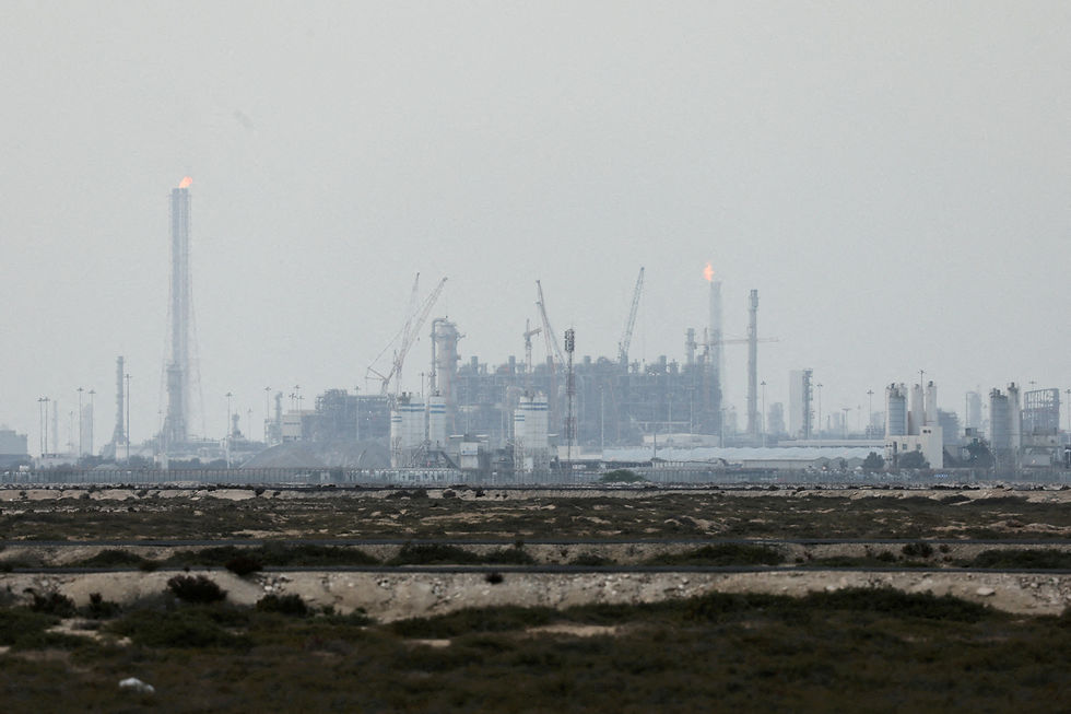 South Korea seeks Omani support on oil, LNG as Iran war disrupts shipping