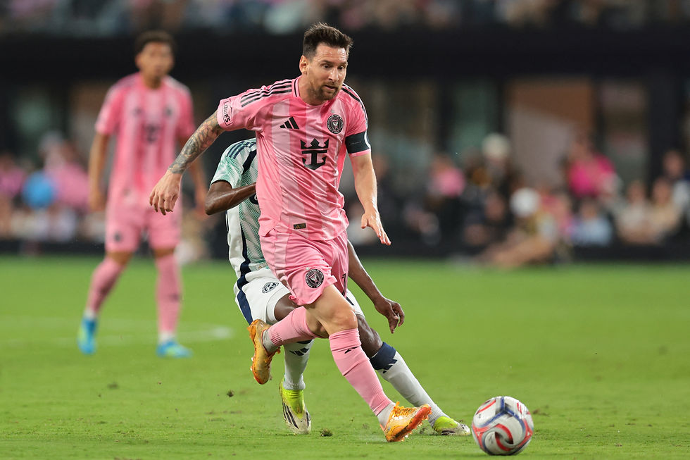 SOCCER: Messi backs Neymar's inclusion in Brazil's World Cup squad