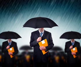 Forretningsmenn med Paraplyer