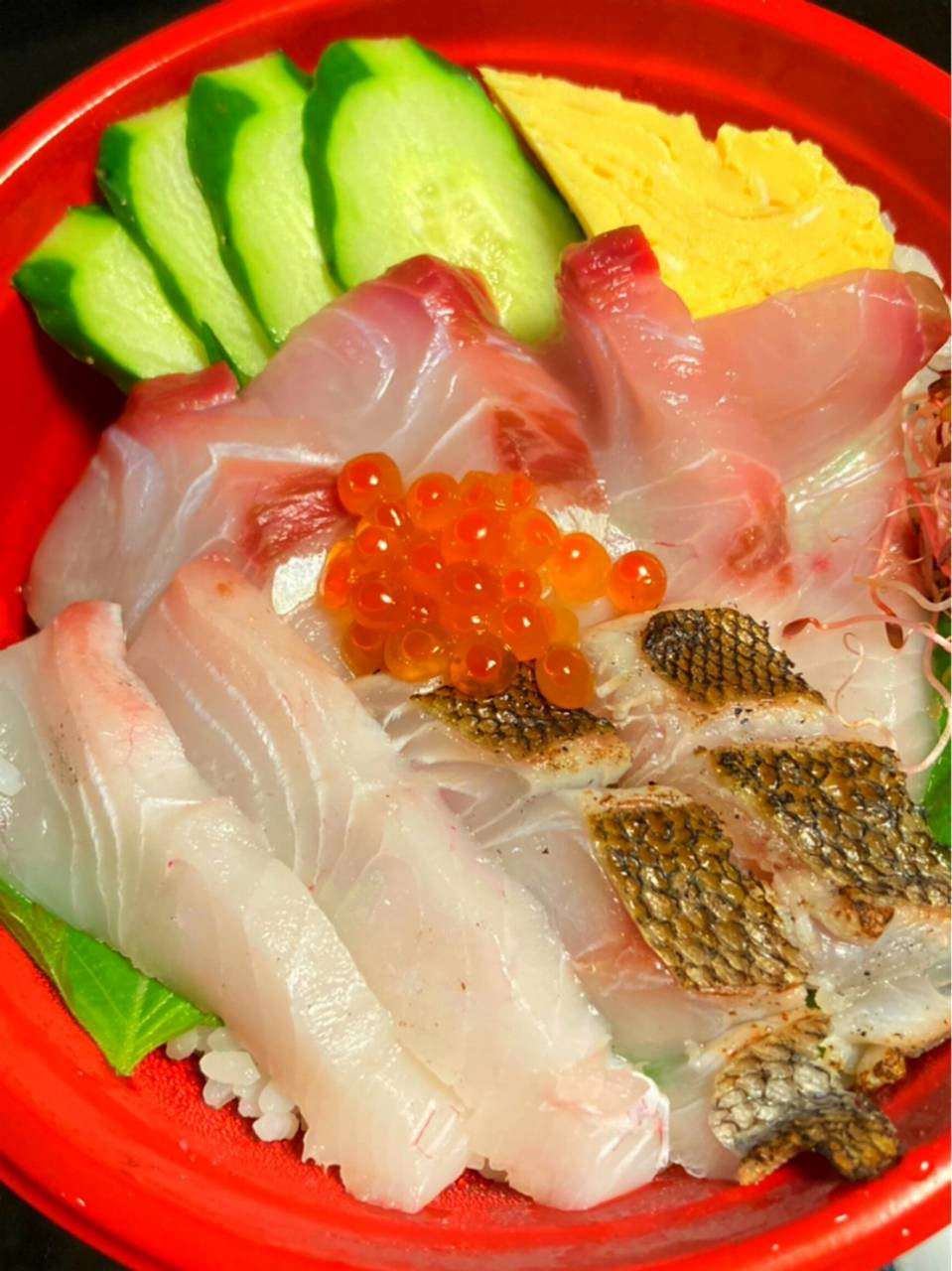 海鮮好きにはたまらない 長浜市場に店長自ら買い付けに行く希少な魚料理 が食べれるお店 店屋町のでめきんさん ゆうゆう不動産仲介店 海鮮好きにはたまらない 長浜市場に店長自ら買い付けに行く希少な魚料理 が食べれるお店 店屋町のでめきんさん ゆうゆう不動産仲介店