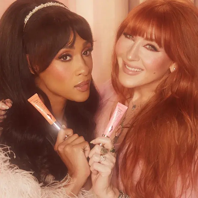 Thumbnail: CHARLOTTE TILBURY MATTE BEAUTY BLUSH WAND