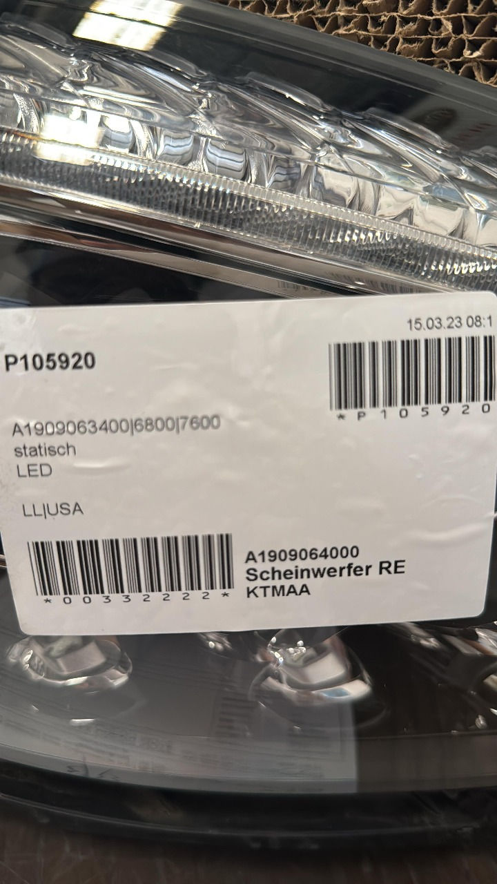Thumbnail: MERCEDES BENZ GT63 AMG HEADLIGHT RIGHT SIDE 2016 2017 2018 2019 LED A1909066700