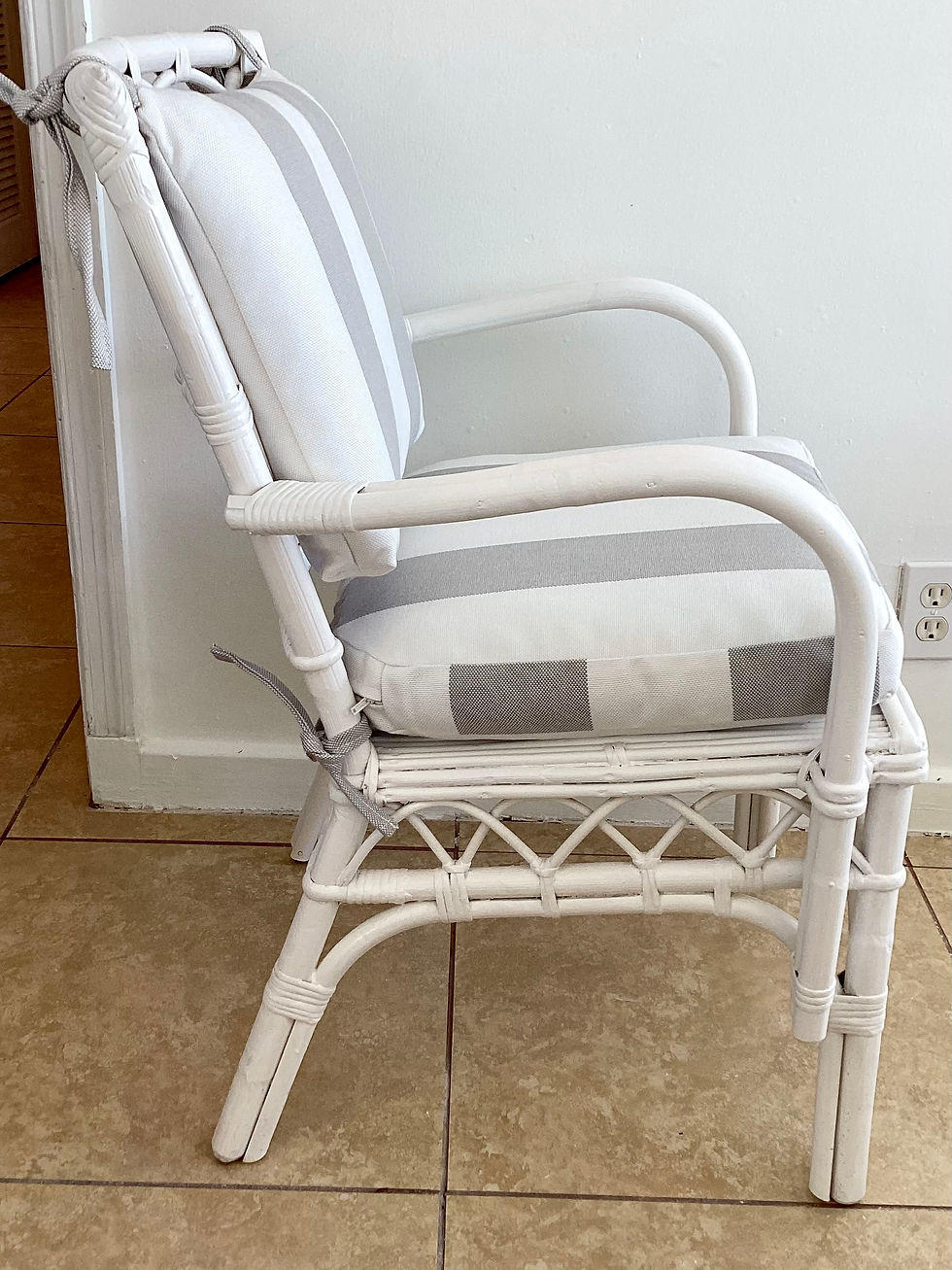 Thumbnail: Ficks Reed Small Arm Chair