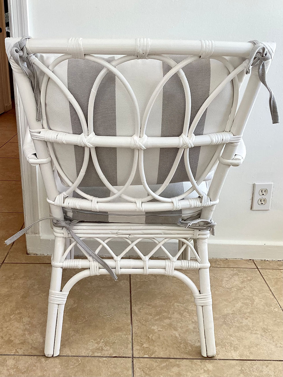 Thumbnail: Ficks Reed Small Arm Chair