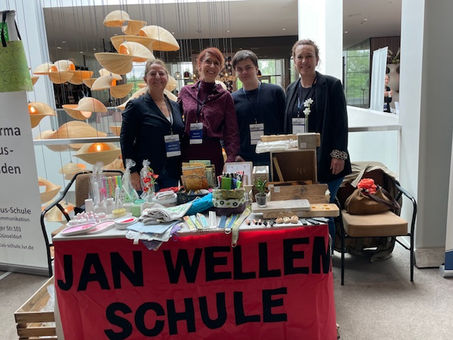 Schülerfirma beim Arbeitgebertag im van der Valk Hotel
