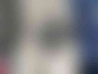 Dzaleka Arts Lab (DAL) members and makers working on the 'Pockets of Love' project. Photo by DAL.