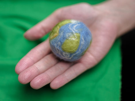 Image of a Gaia Bomb workshop Earth Week 2025 at Central Saint Martins, UAL. Photo by Tika Sufyan
