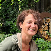 Porträt von Kundin Gerlinde – Kundinnenstimme zu Charlotte Popp und ihrer Begleitung in Graz