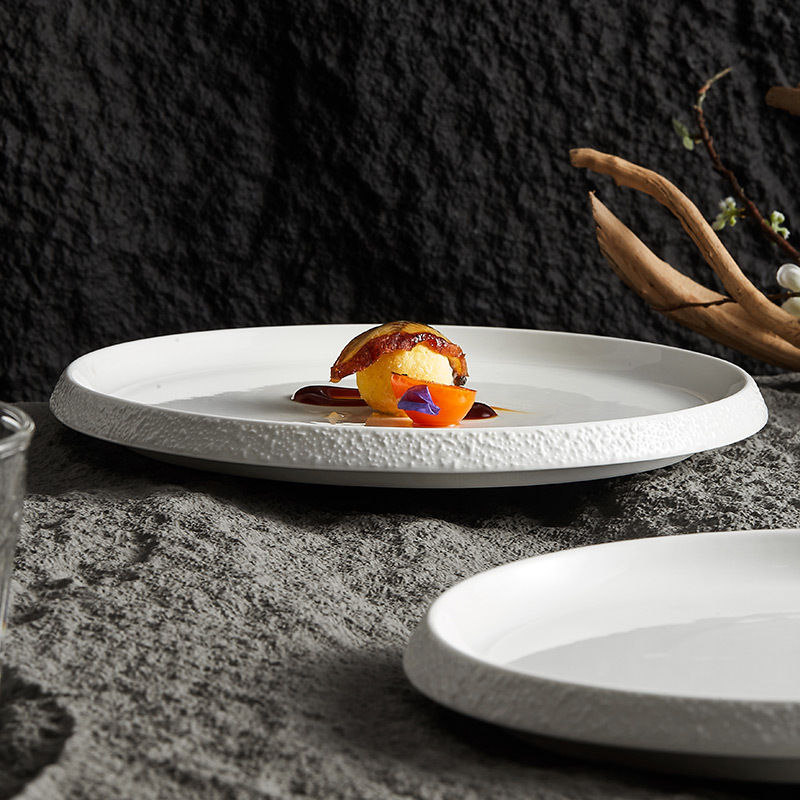 Thumbnail: Rock Edge Dinner Plate