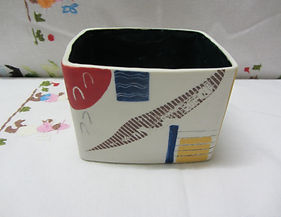 handbuilt porcelain Redcliffe coast vase