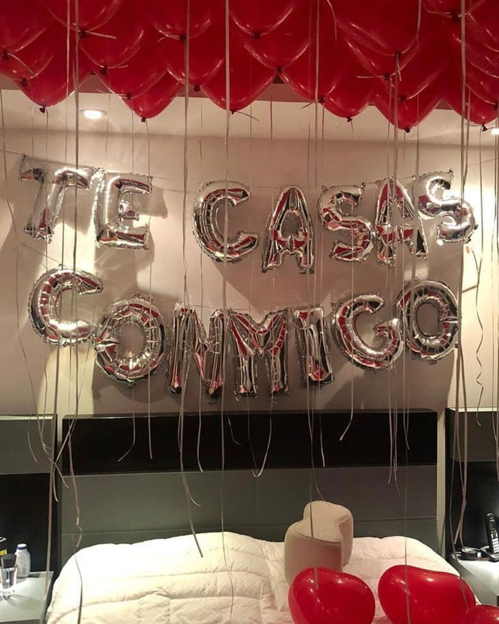Te Casas Conmigo Room Decoration — balloon delivery in Miami, FL