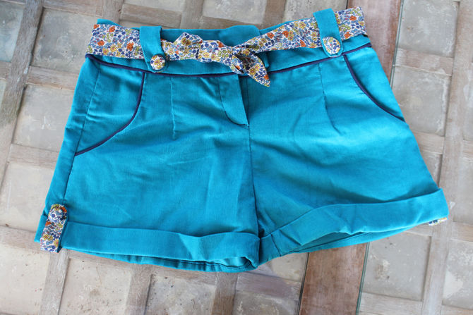 Short "Ella"