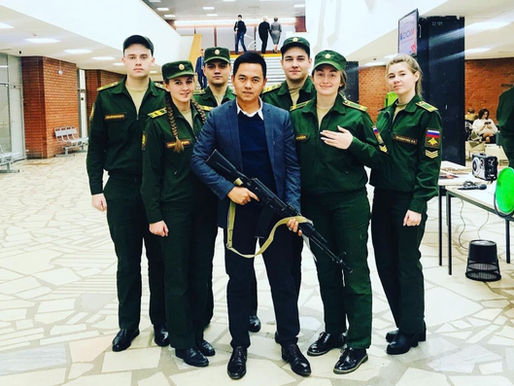 ရာထူးငယ်ငယ်နဲ့ တပ်ချုပ်မင်းအောင်လှိုင်ရဲ့ အနီးကပ် လူယုံဖြစ်လာသူ