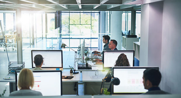 Bureau de travail informatique