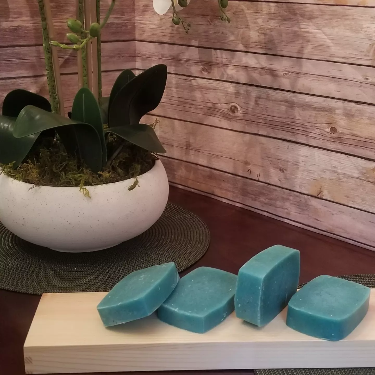Georgia Peach Chamomile oak soap