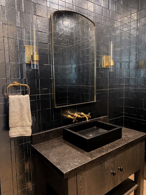 POWDER ROOM