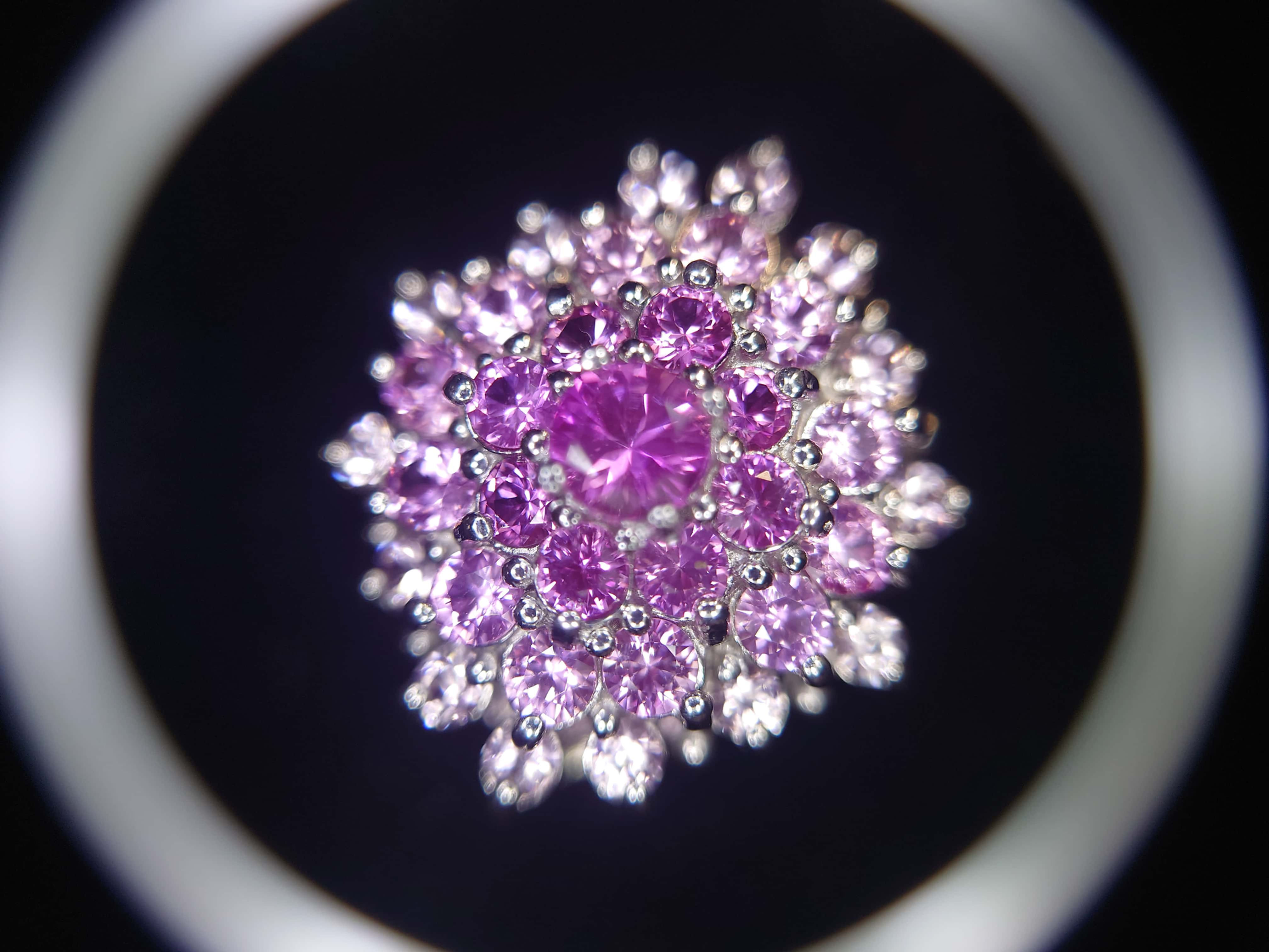 Natural Pink Sapphire 1.23ct K18 White Gold Pendant & brooch